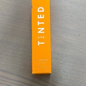 Live Tinted - Hueguard Skin Tint SPF 50 Mineral Sunscreen Broad Spectrum shade 8